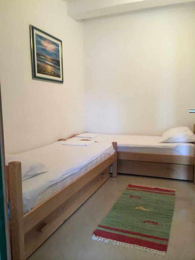 Apartmani Paklenica Starigrad Exterior photo